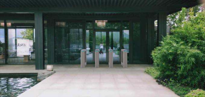 K324 Porta di barriera oscillante Torniturale di riconoscimento facciale Terminal Porta di sicurezza per il funzionamento rapido 0