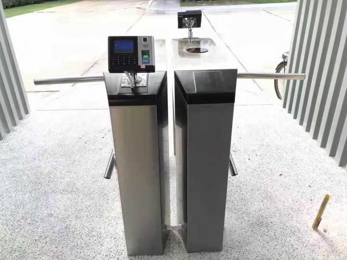 Semi-automatico treppiede Tornitura Porta RFID compatibile E142 La soluzione di accesso definitiva 3